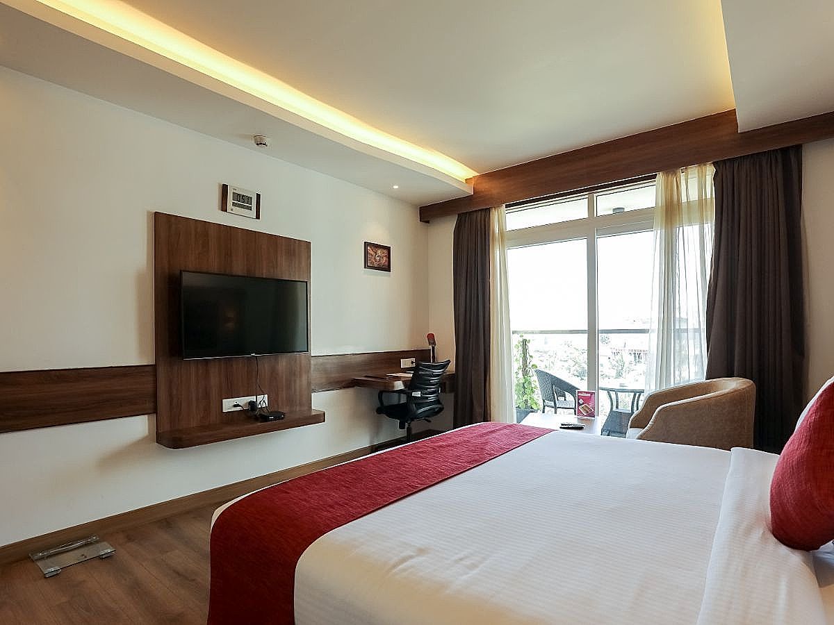 Shivas Galaxy Hotel Deluxe Room 20