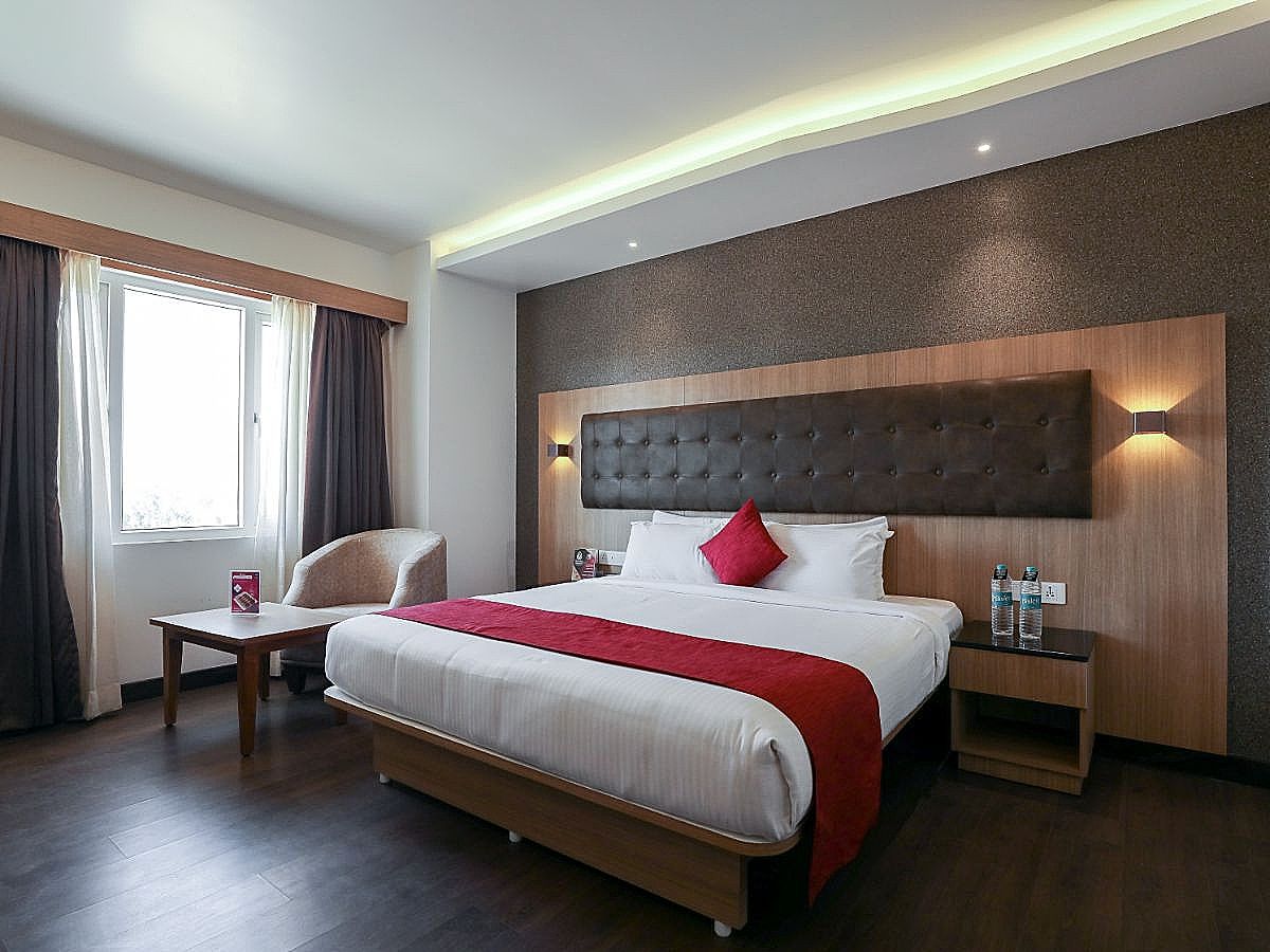 Shivas Galaxy Hotel Deluxe Room 14