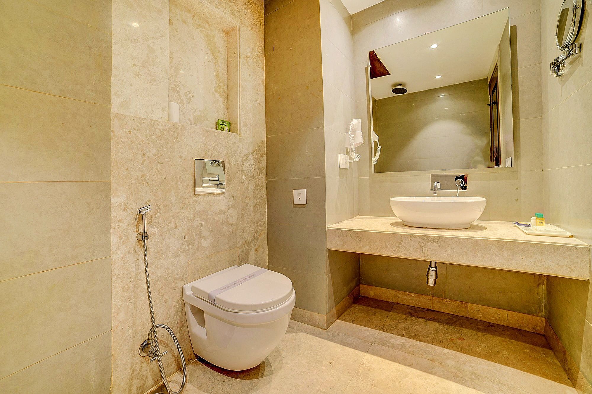 undefined FabHotel Prime The King's Court With Pool and Bar 9