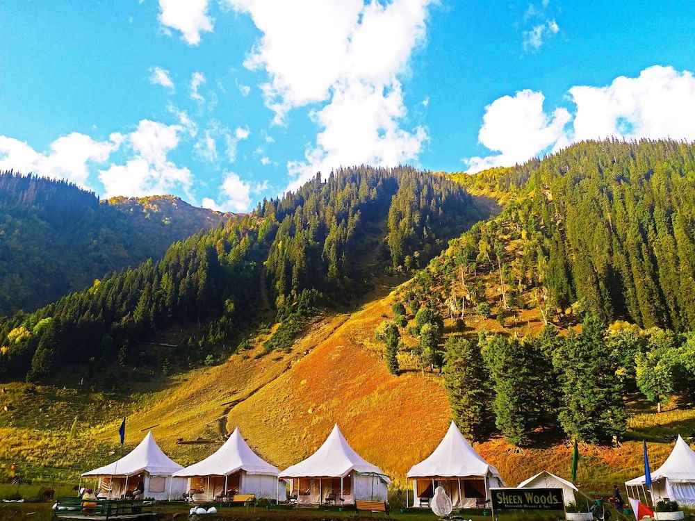 undefined Sheen Woods Resort 3