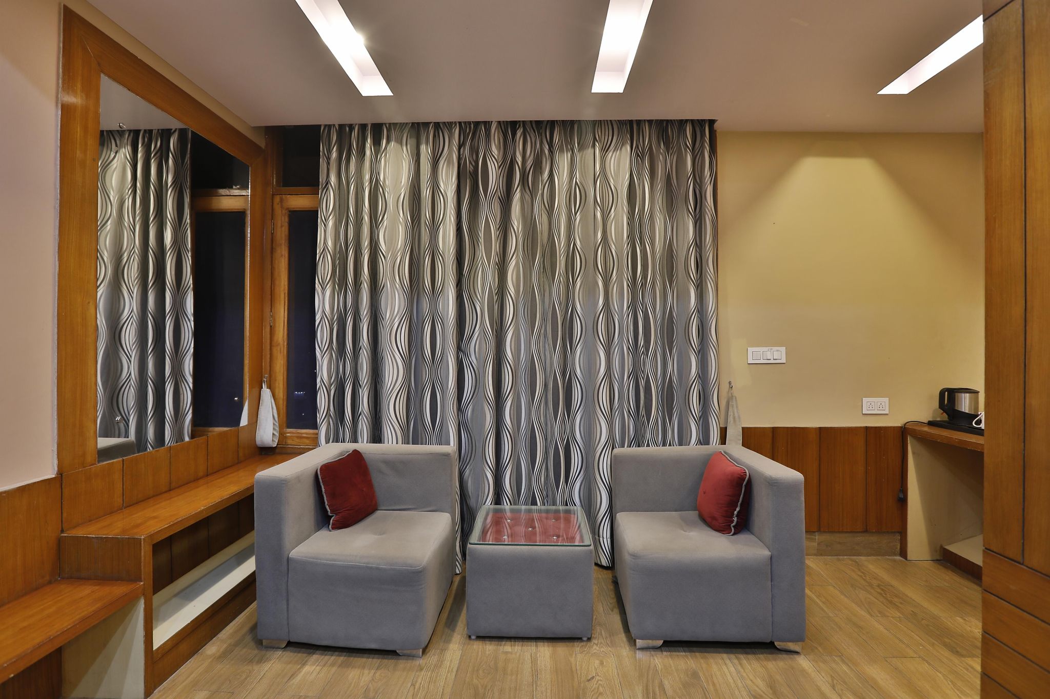 Hotel Ameera