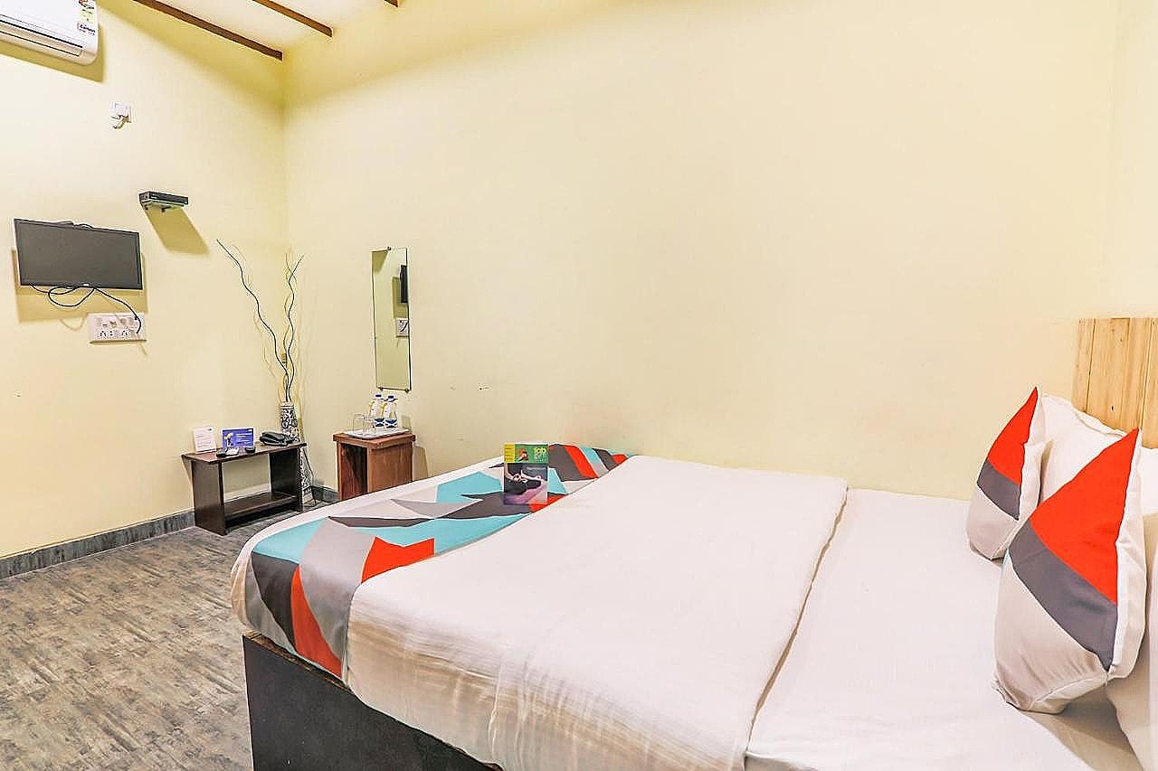 Via Victoria With Pool, Baga Beach Deluxe Double Room 8
