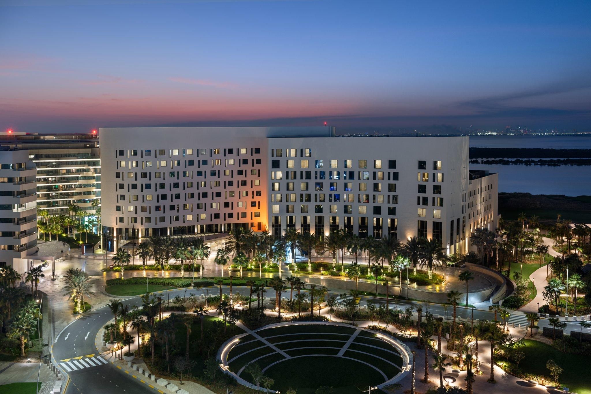 undefined Crowne Plaza Yas Island By IHG 2