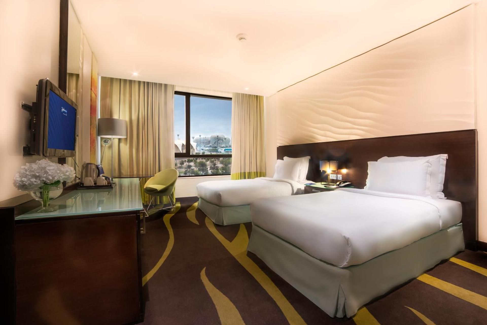 Standard Room - Plaza View