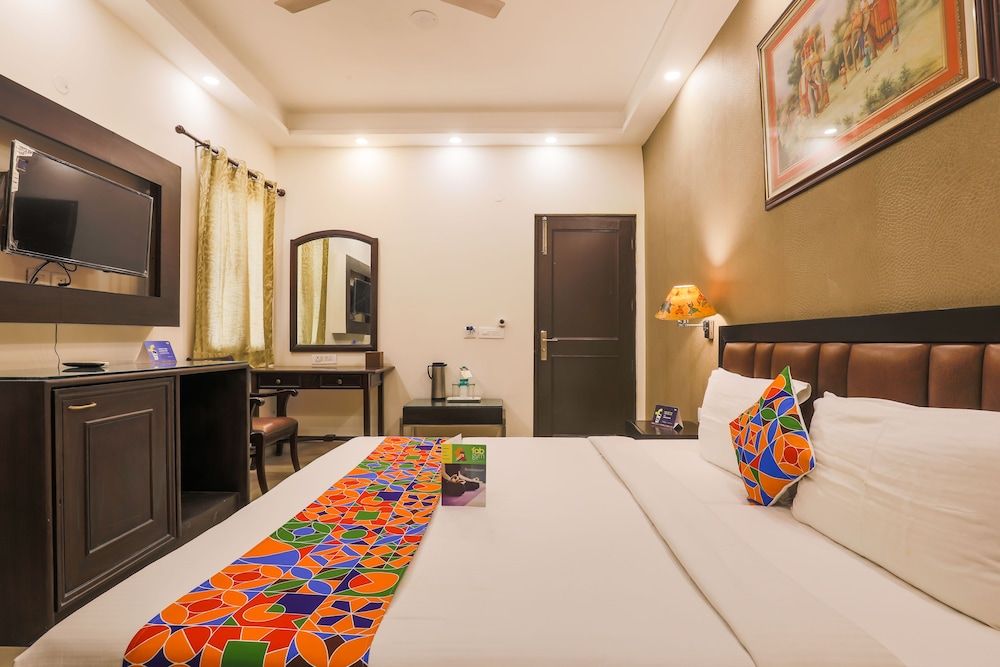 FabHotel Hamlet Stay Deluxe Room 3