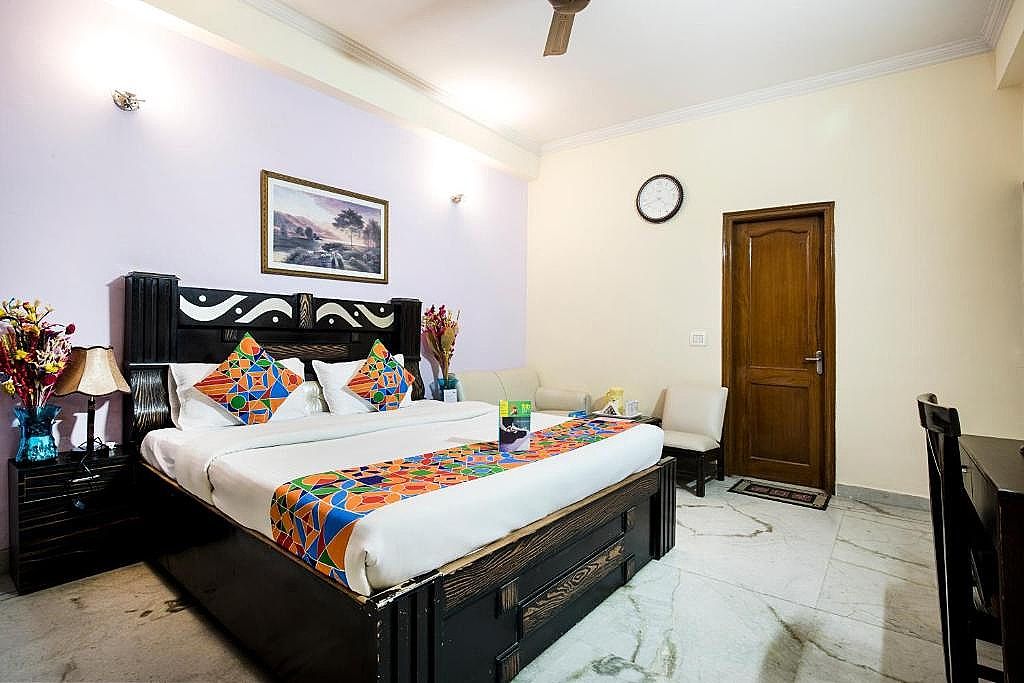 FabHotel Ivy Inn Deluxe Room 4