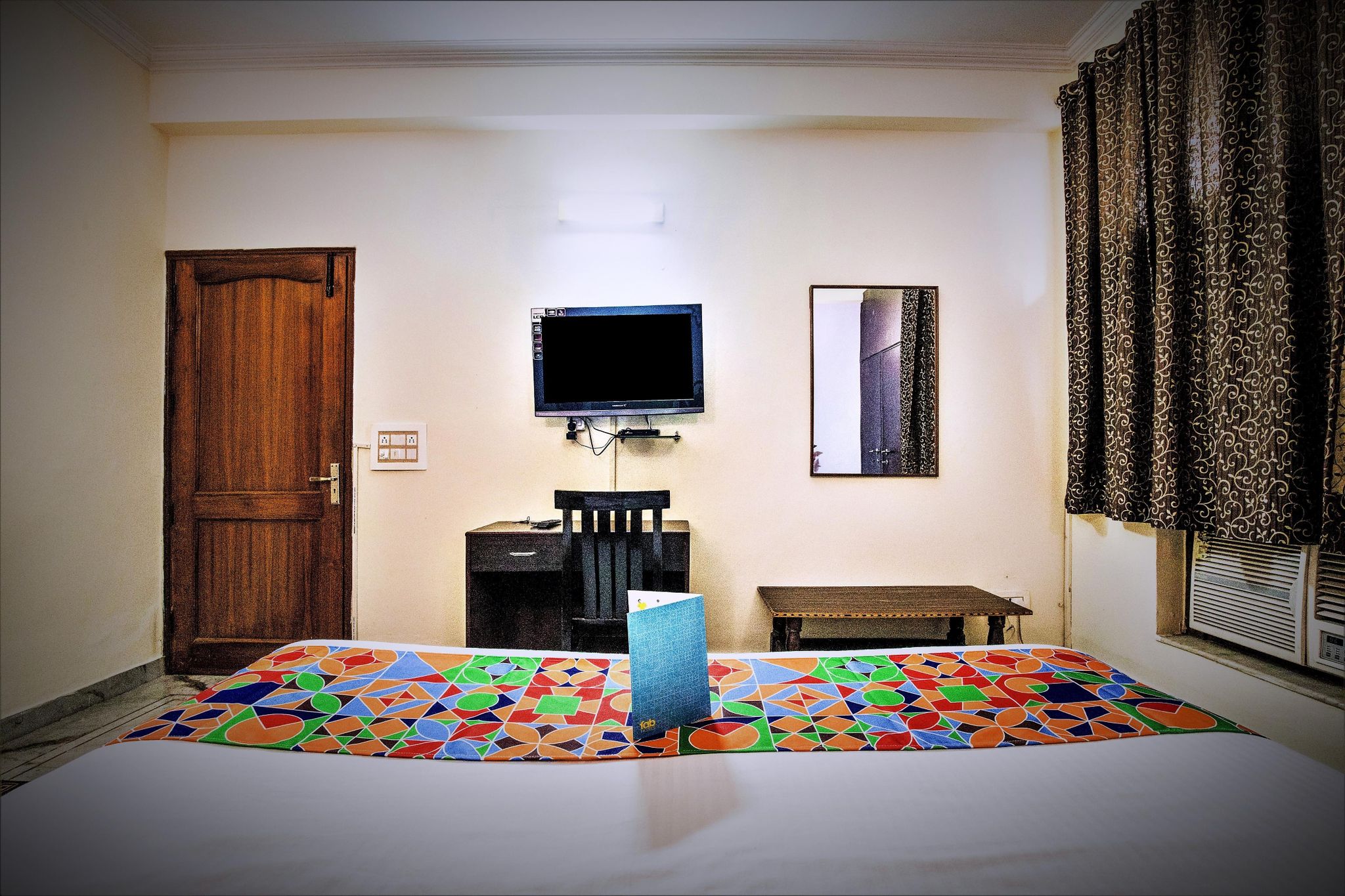 FabHotel Ivy Inn Deluxe Room 8