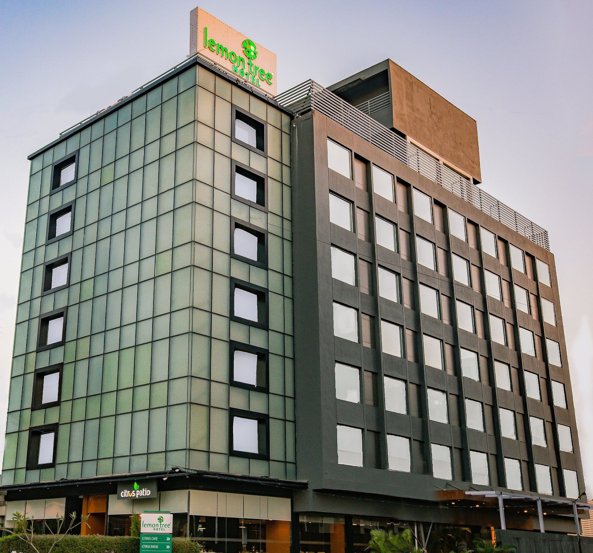 undefined Lemon Tree Hotel Viman nagar