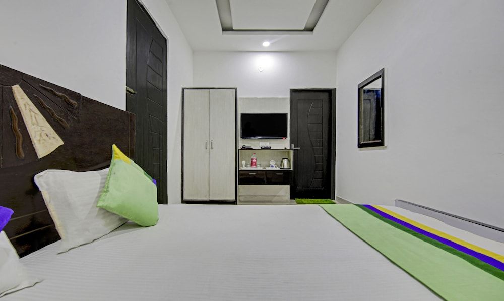 Treebo Rockland, Zirakpur Economy Double Room 2