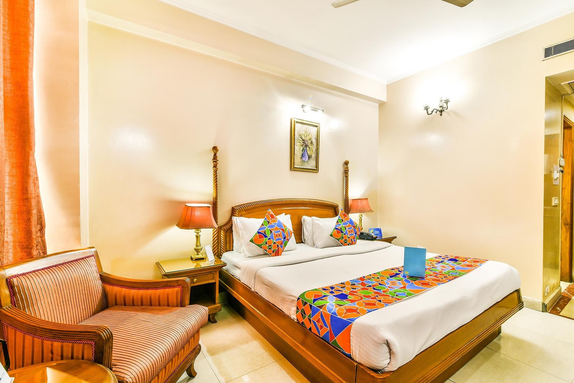 Hotel Conclave Executive Deluxe Room 12