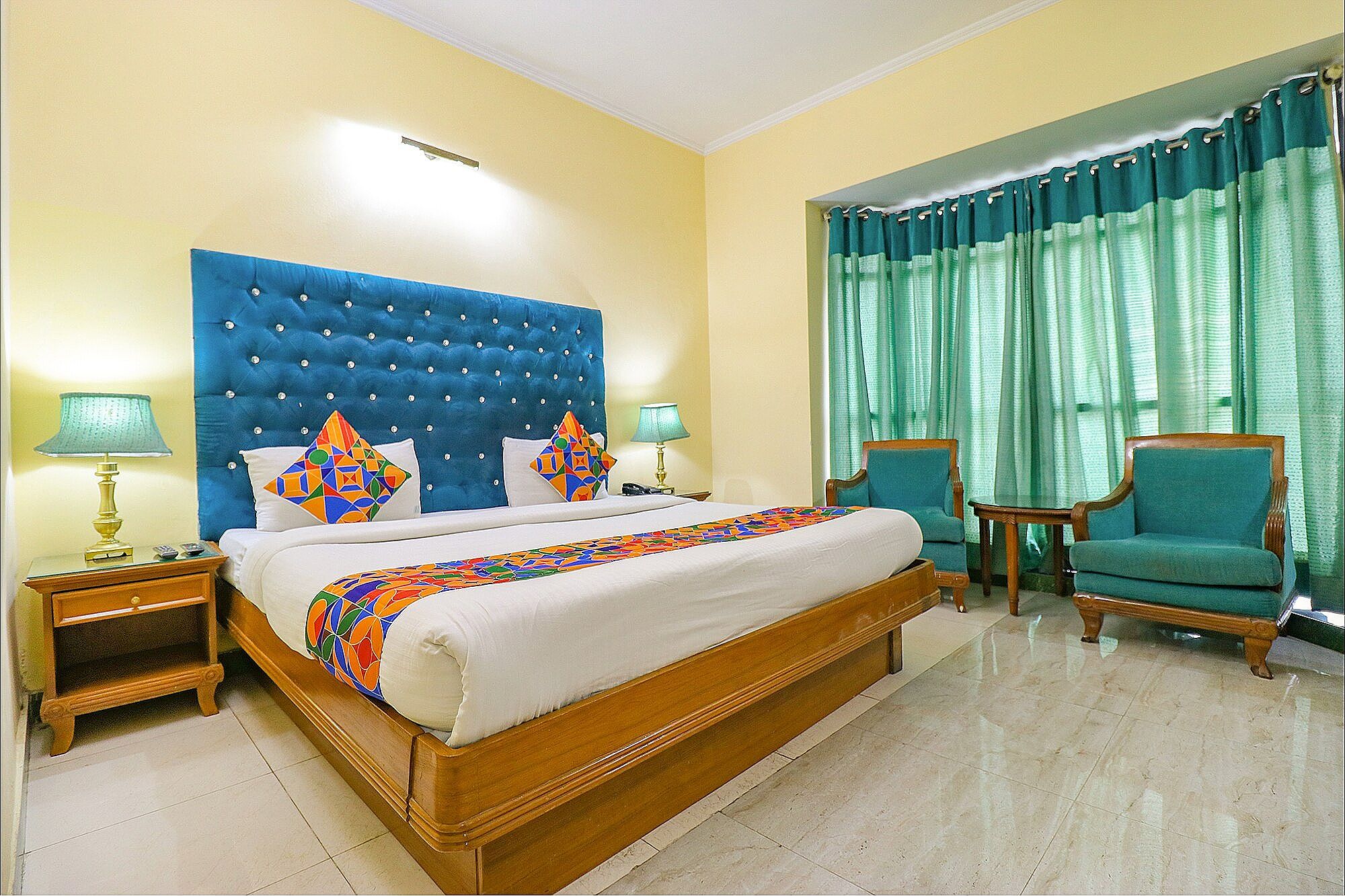 Hotel Conclave Executive Deluxe Room 8