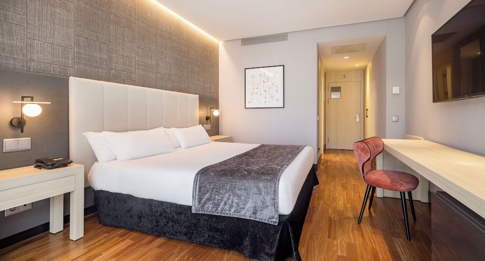 undefined Hotel ILUNION Alcalá Norte 4