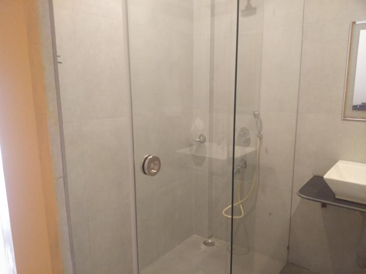 Hotel Golden Pebble Deluxe AC Room 3