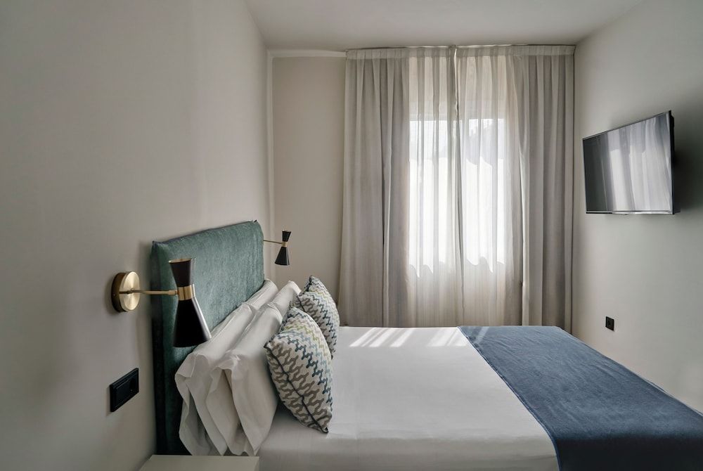 Arenas Atiram Hotels Single Room