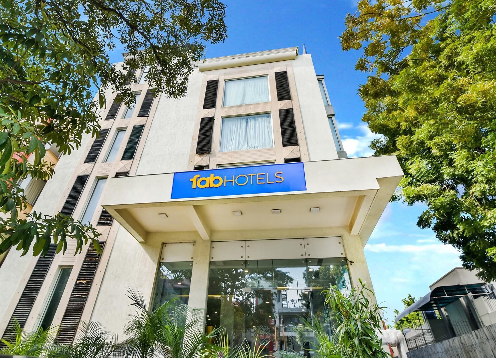 undefined FabHotel Prime Sage 7