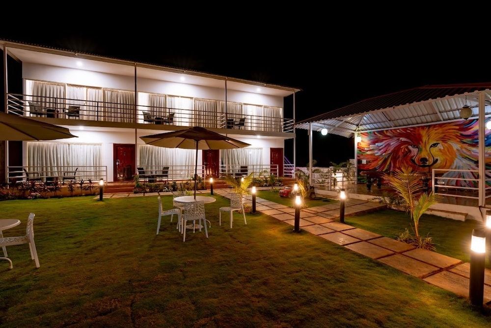 undefined Belle Velle Resort 4