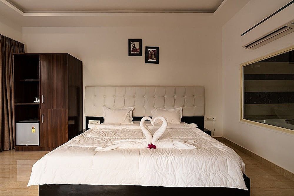 undefined Belle Velle Resort 8