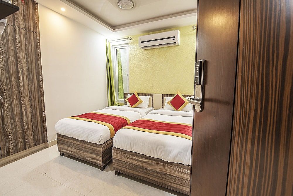 FabHotel A 97 Deluxe Twin Room