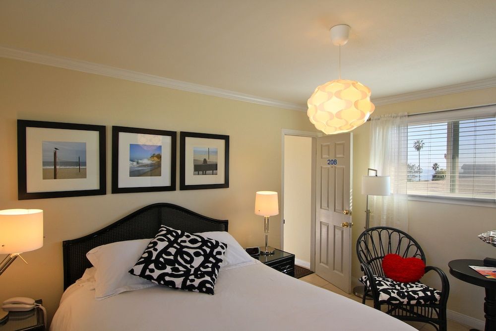 The Tides Laguna Beach Standard Room, 1 Queen Bed