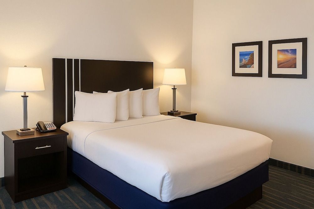Standard Room, 1 Queen Bed