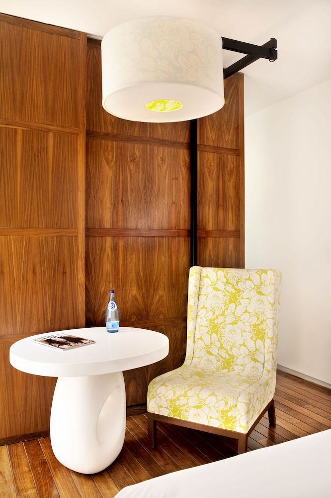 Studio Suite, Terrace