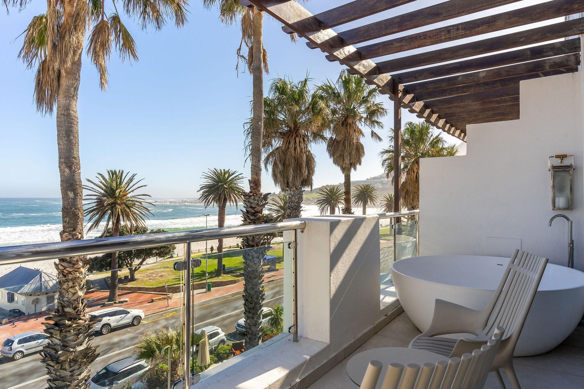 Sea View Suite