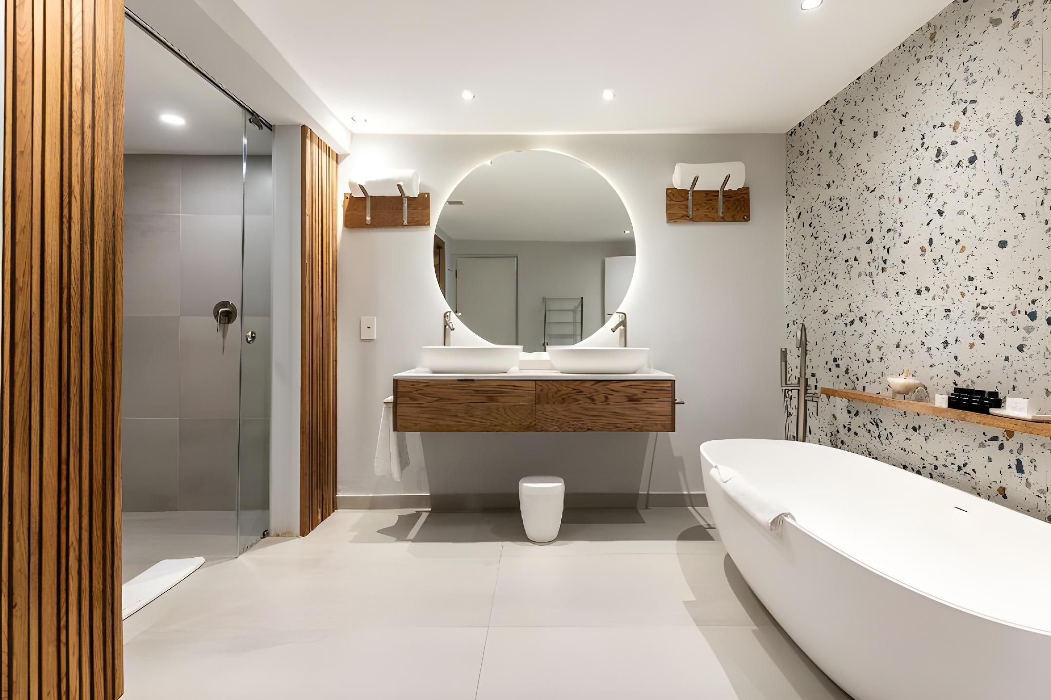 Corner Sea View Suite