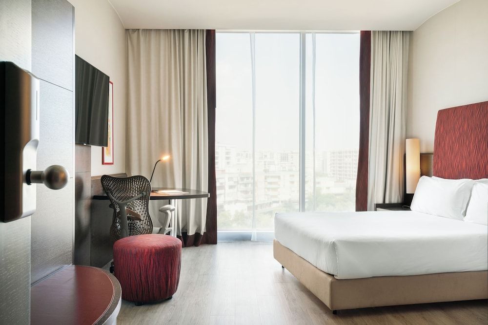 undefined Hi Hotel Bari 7