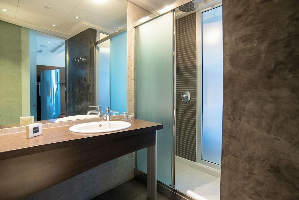 Hi Hotel Bari Standard Twin Room 3