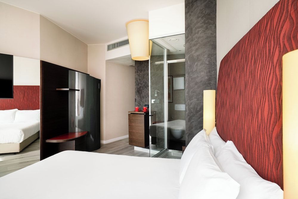 undefined Hi Hotel Bari 5