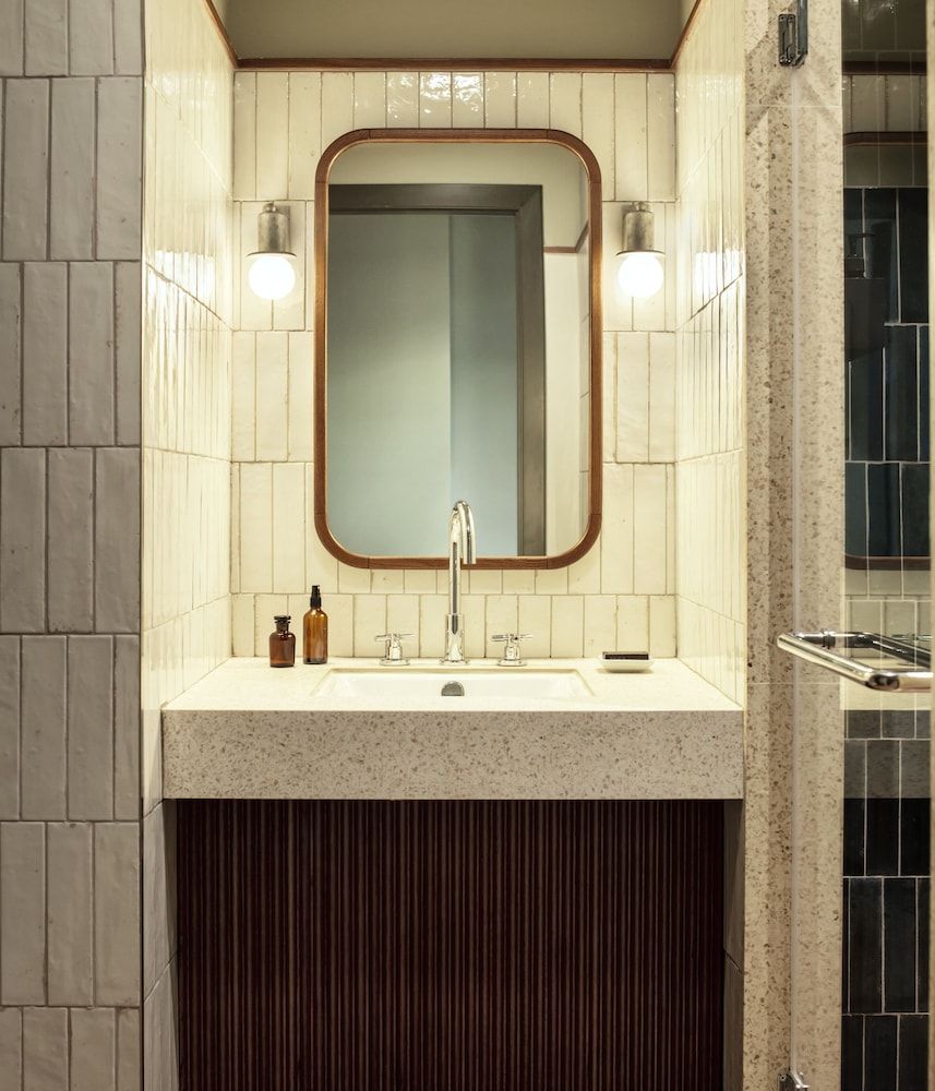 undefined The Hoxton Poblenou 7