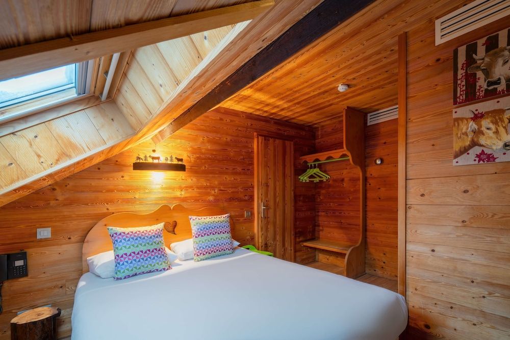 Campanile Annecy Centre - Gare Standard Room, 1 Double Bed 4