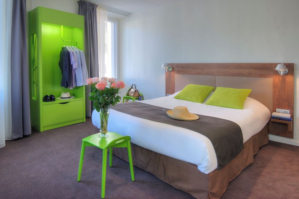 Campanile Annecy Centre - Gare Standard Room, 1 Double Bed 5