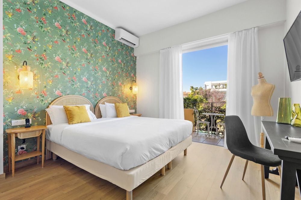Prestige Room with Balcony