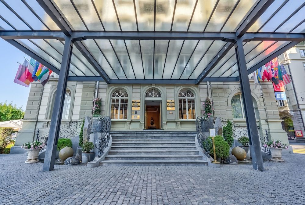 undefined Grand Hotel National 3