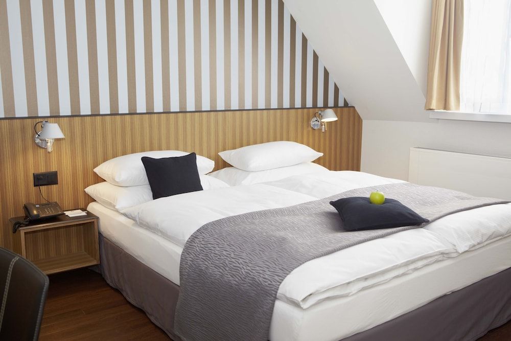 Sorell Hotel Rütli Standard Room, 1 Queen Bed 4