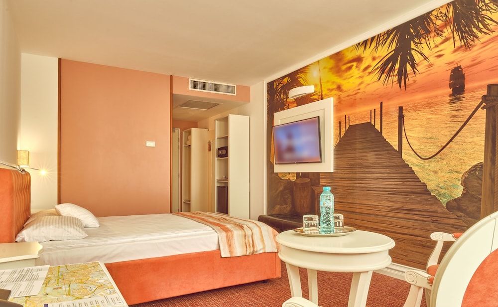 undefined Continental Forum Bucuresti Palatul Parlamentului 7