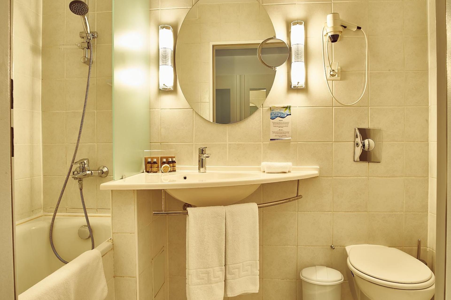 undefined Continental Forum Bucuresti Palatul Parlamentului 5