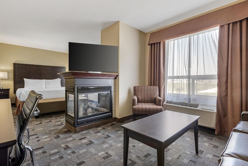 Best Western Plus Red Deer Inn & Suites