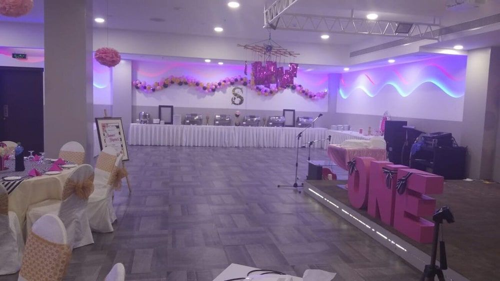 undefined Park Regis Lotus Hotel 9