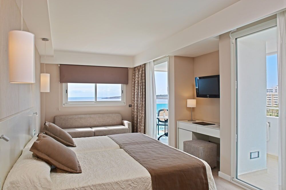 Junior Double Room, Balcony