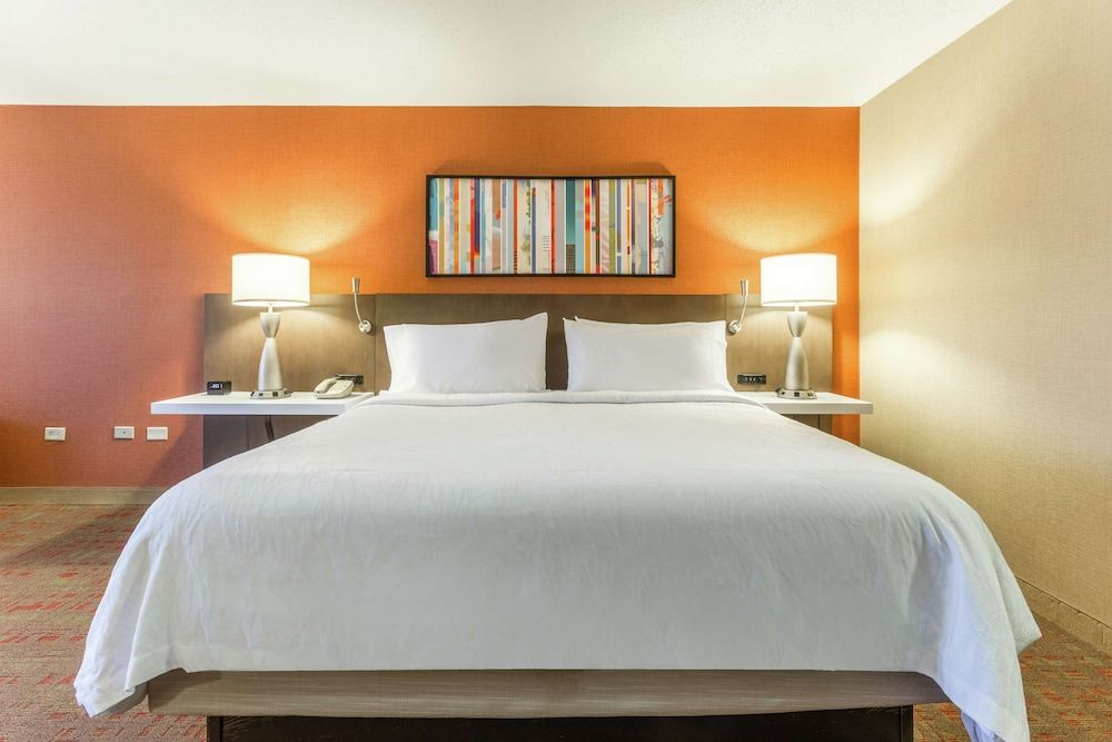 Deluxe Room, 1 King Bed