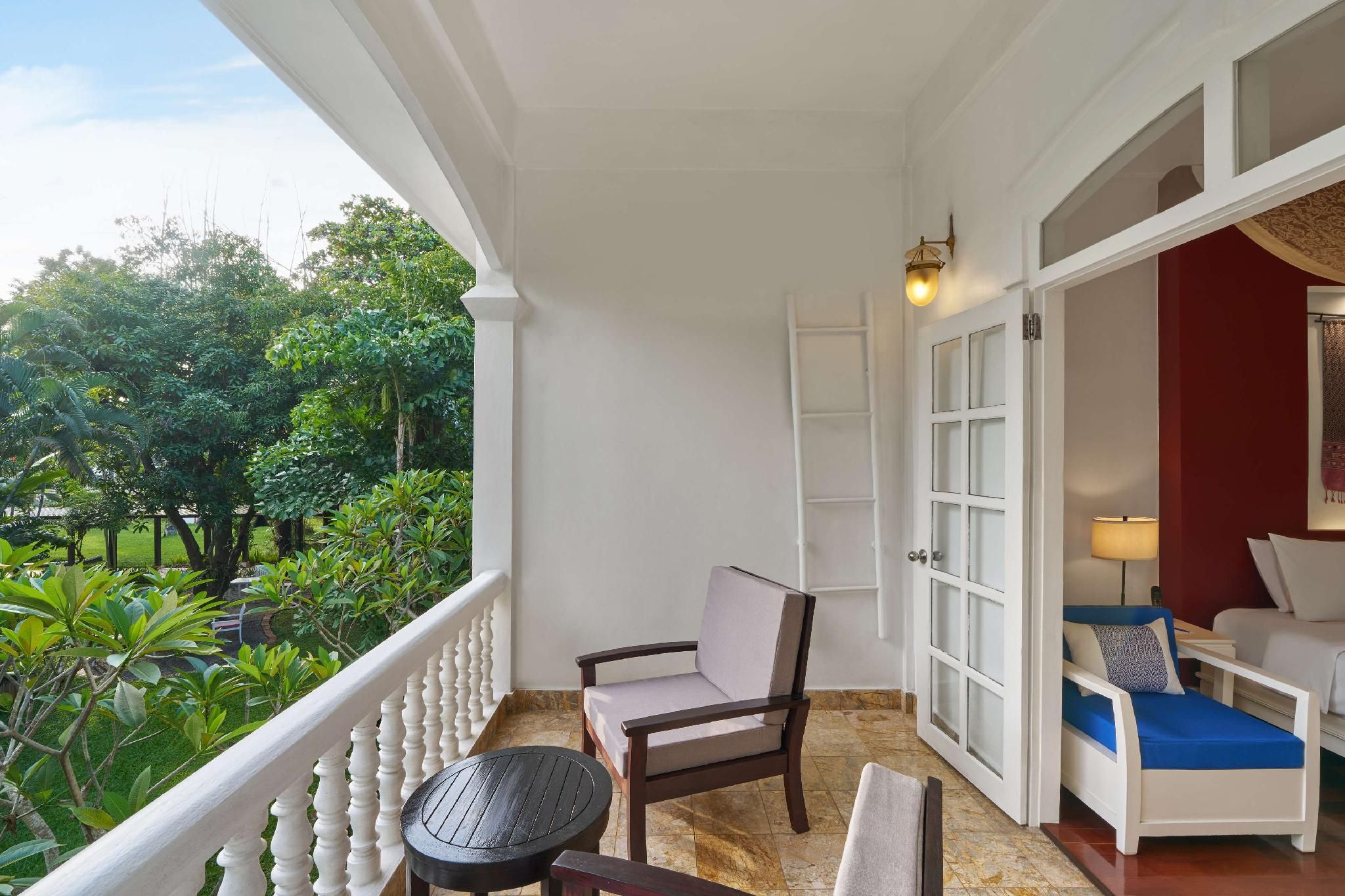 Garden Wing – King