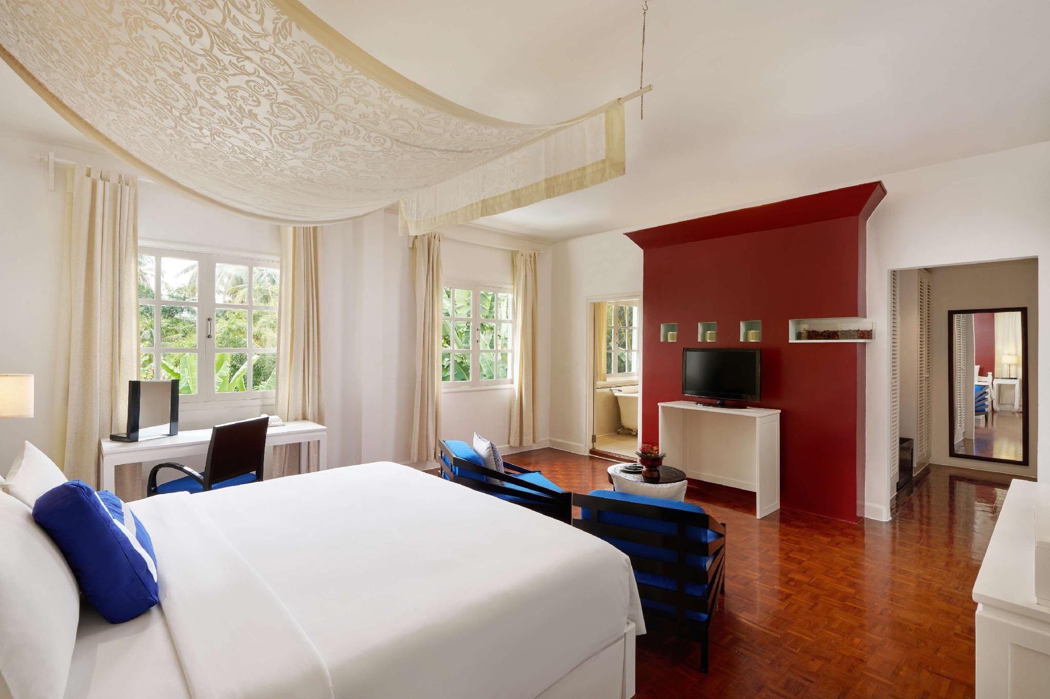Laos Suite