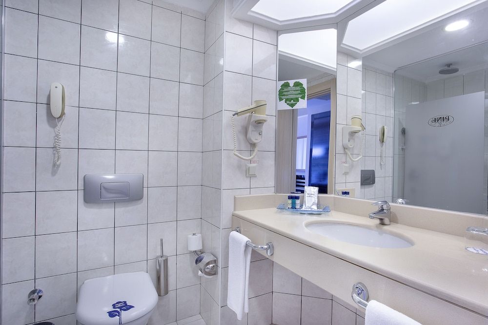 Pine Beach Belek - All Inclusive Club Standard Room 5