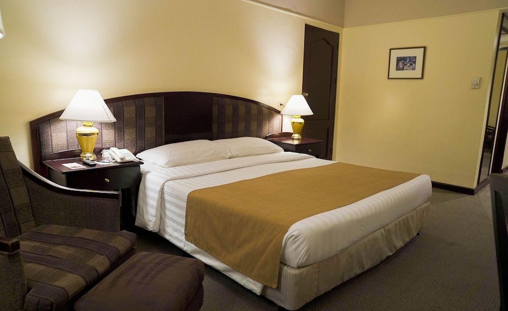 undefined Berjaya Makati Hotel 4