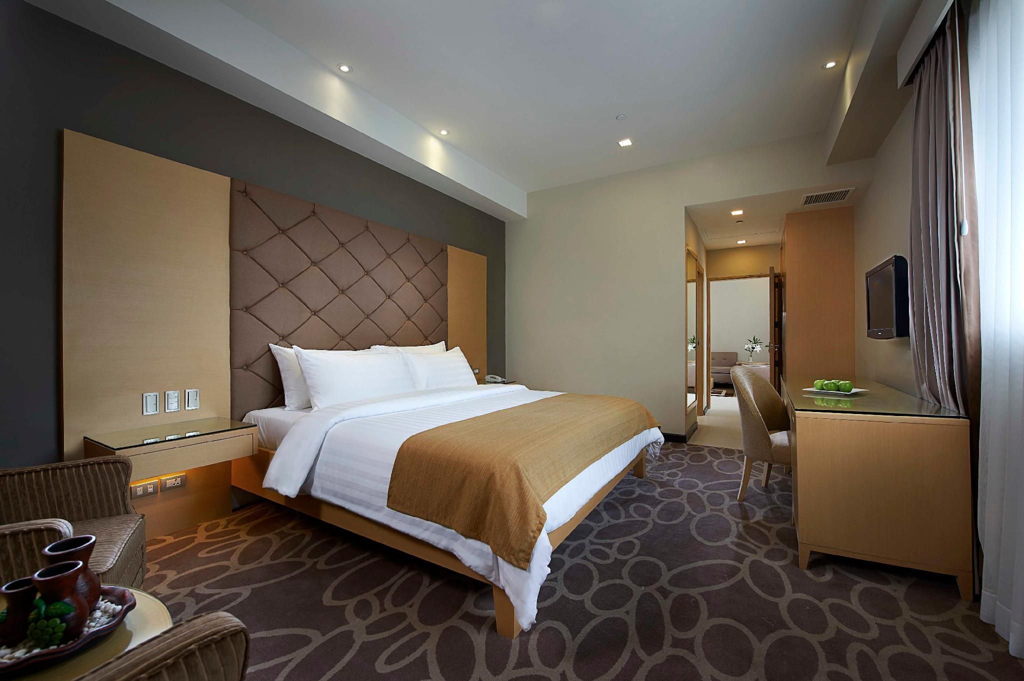 Berjaya Makati Hotel Premier Room 2