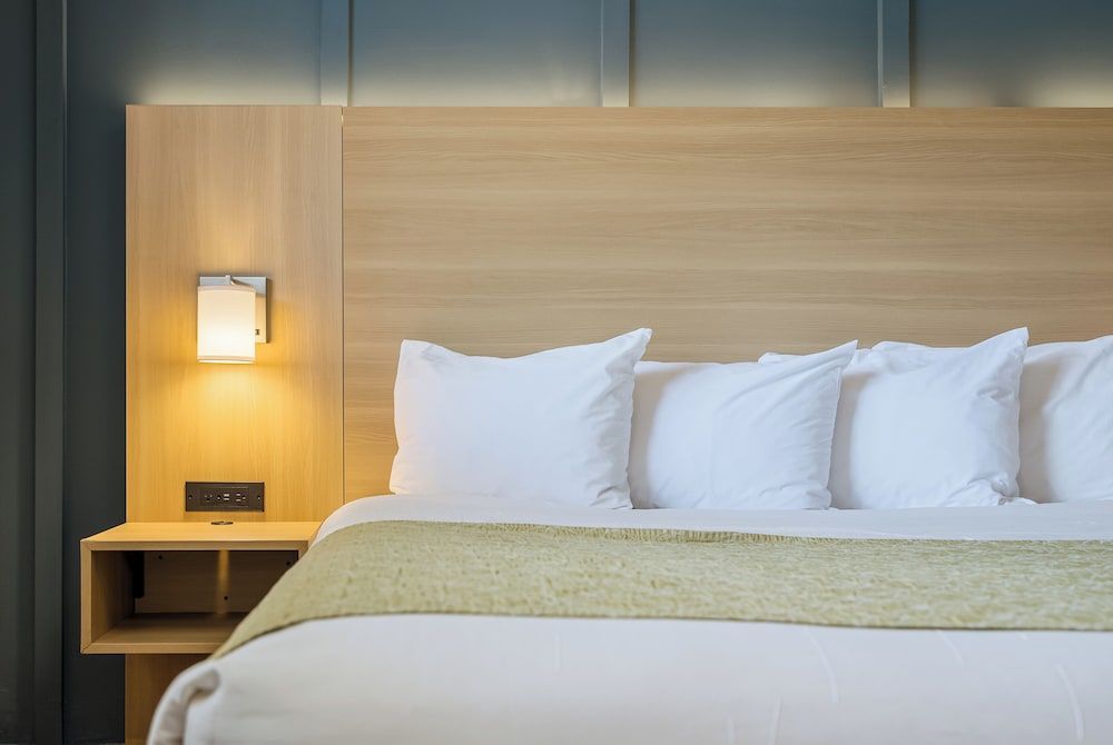 Ardsley Acres Hotel Westchester Standard Room, 1 King Bed 3