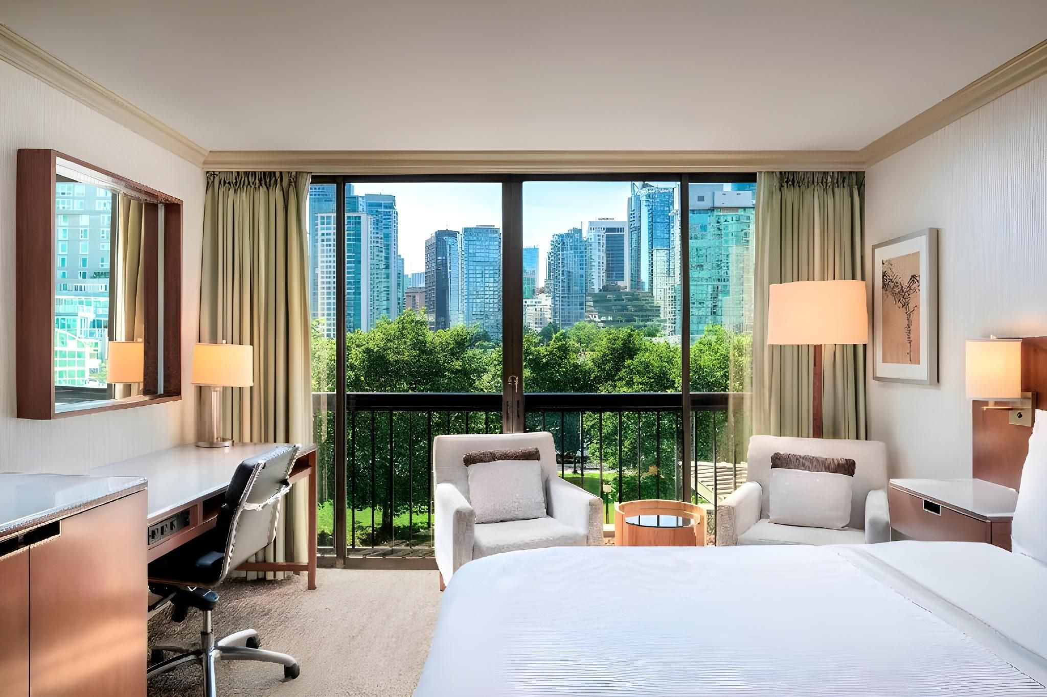 Superior, Guest room, 1 King, Garden view, Pool view