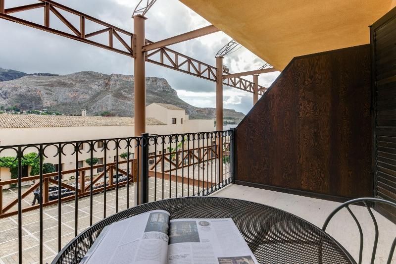 Superior Triple Room with Partial Sea View